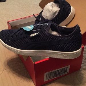 Navy Puma mesh casual sneakers